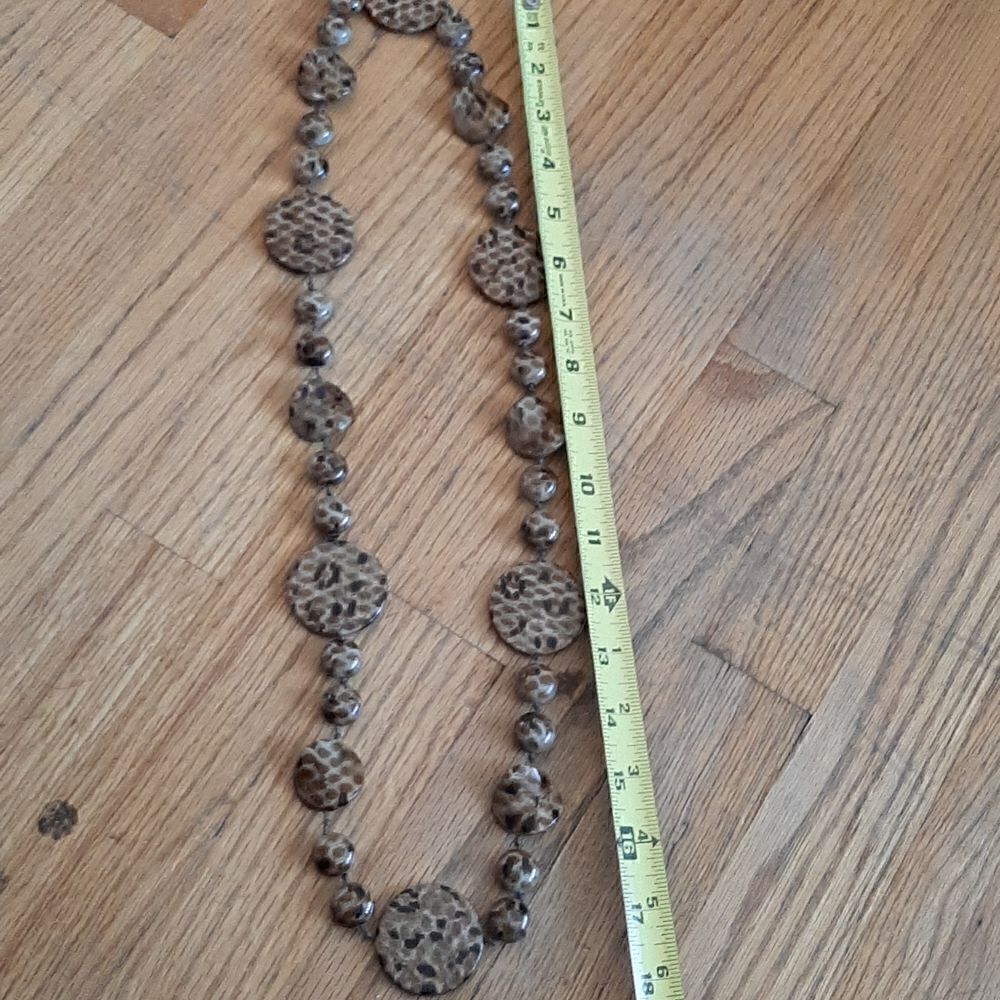 Long brown necklace - Picture 4 of 4